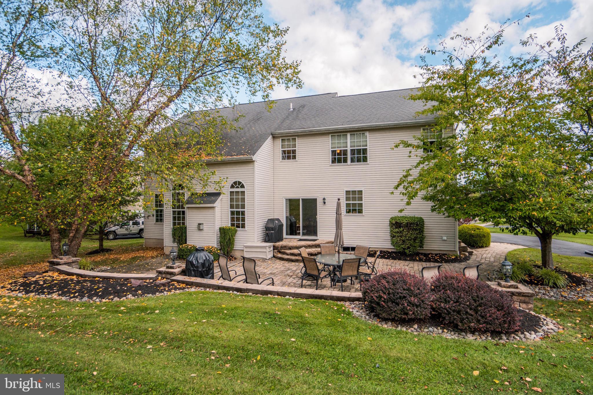 BELLA VISTA - Residential