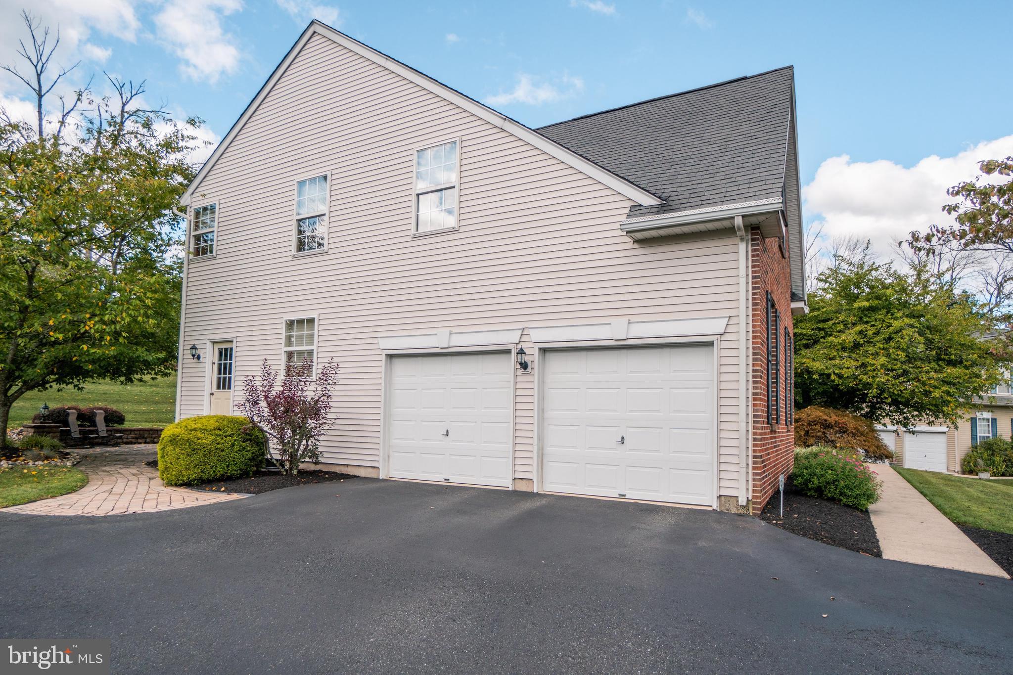 BELLA VISTA - Residential