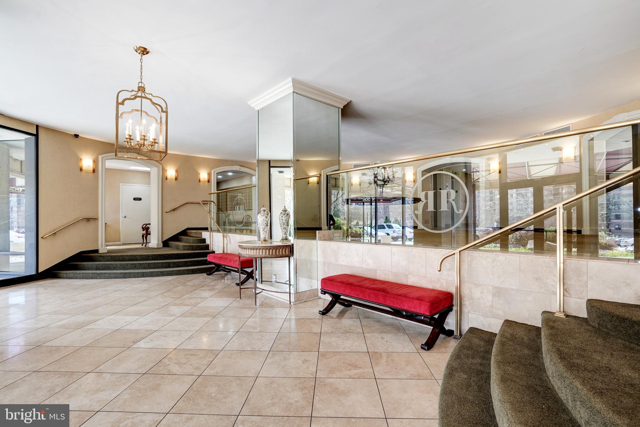 ROTONDA - Residential