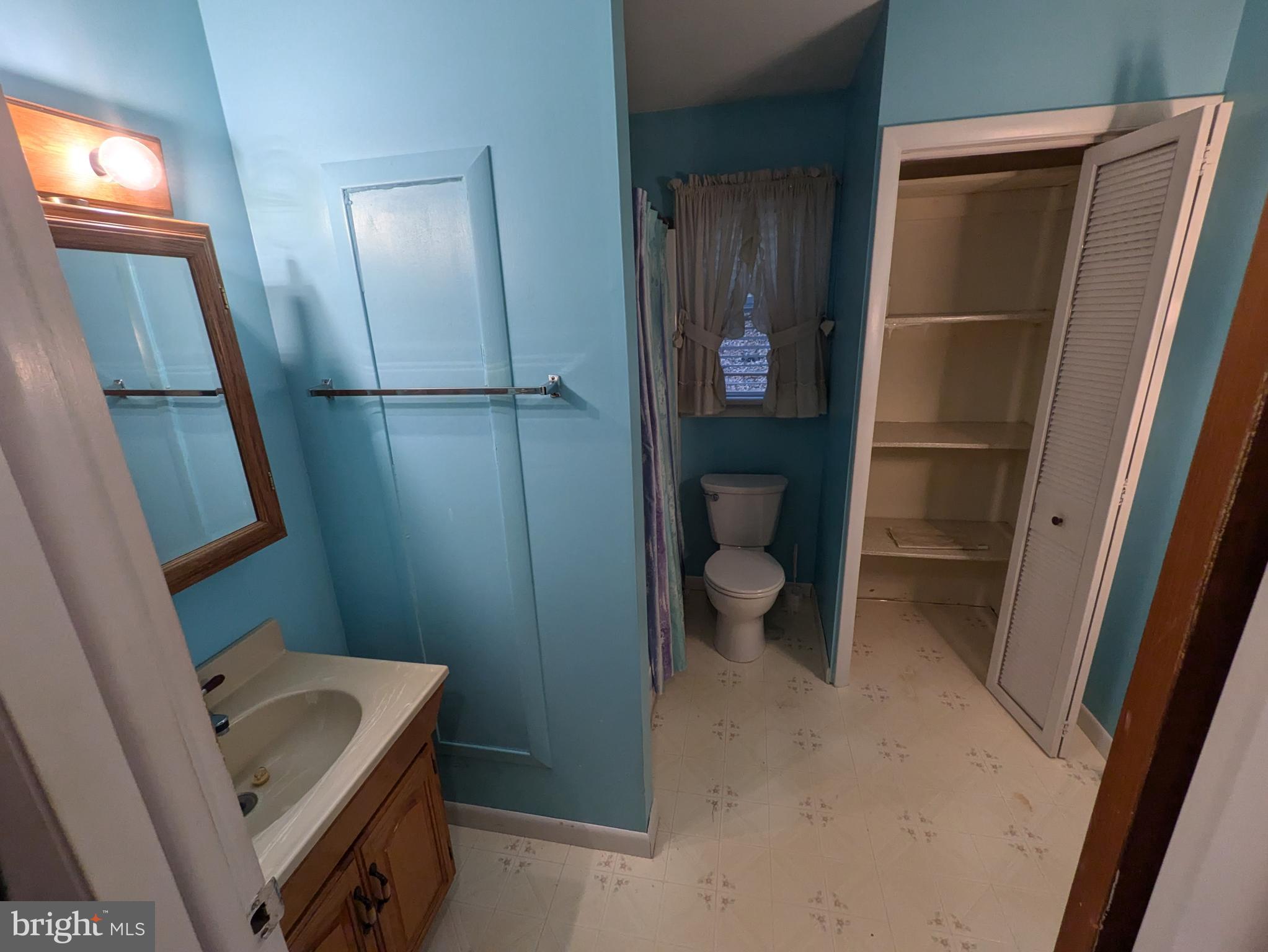 SAVILLE TOWNSHIP - Residential