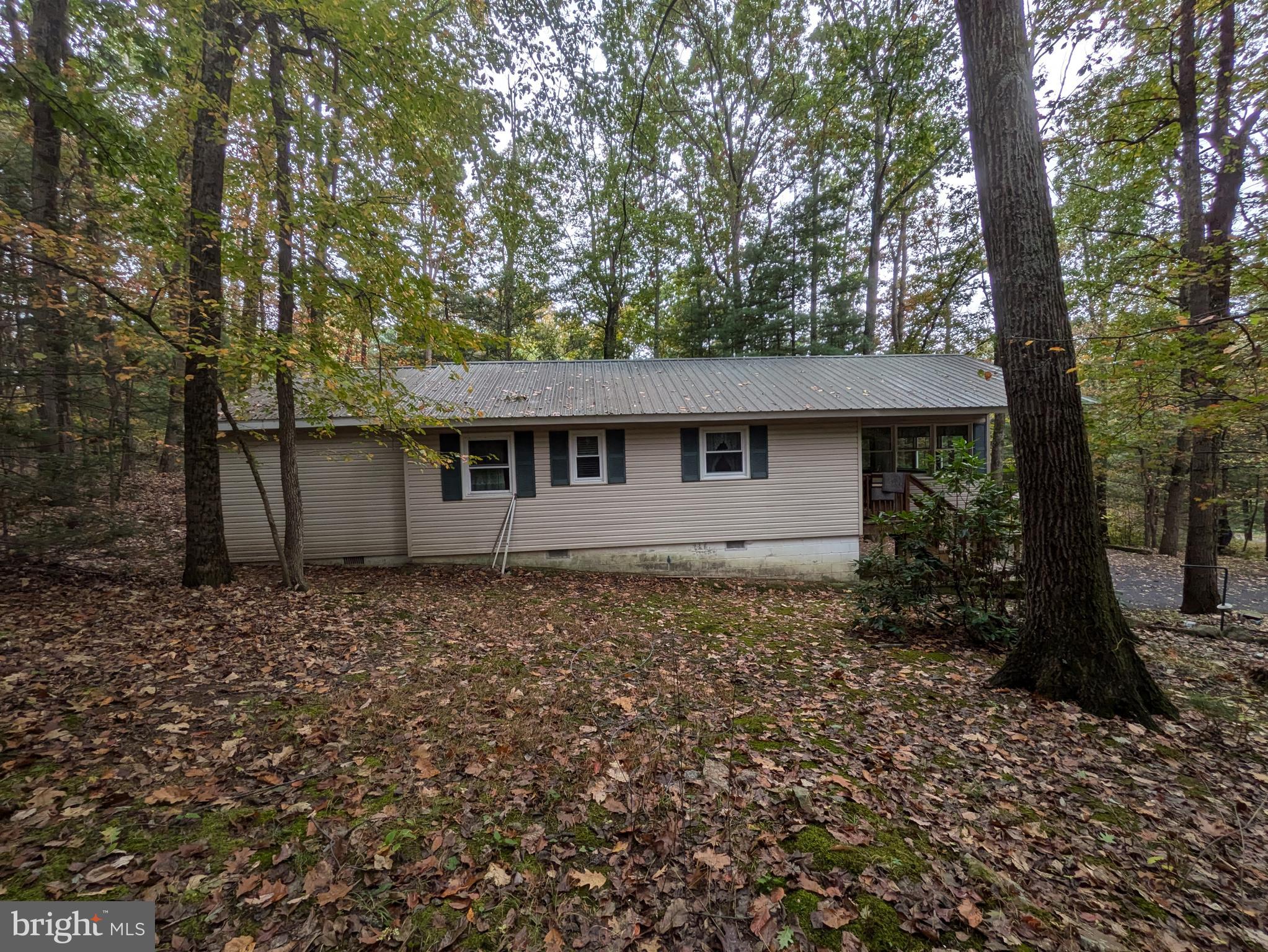 SAVILLE TOWNSHIP - Residential