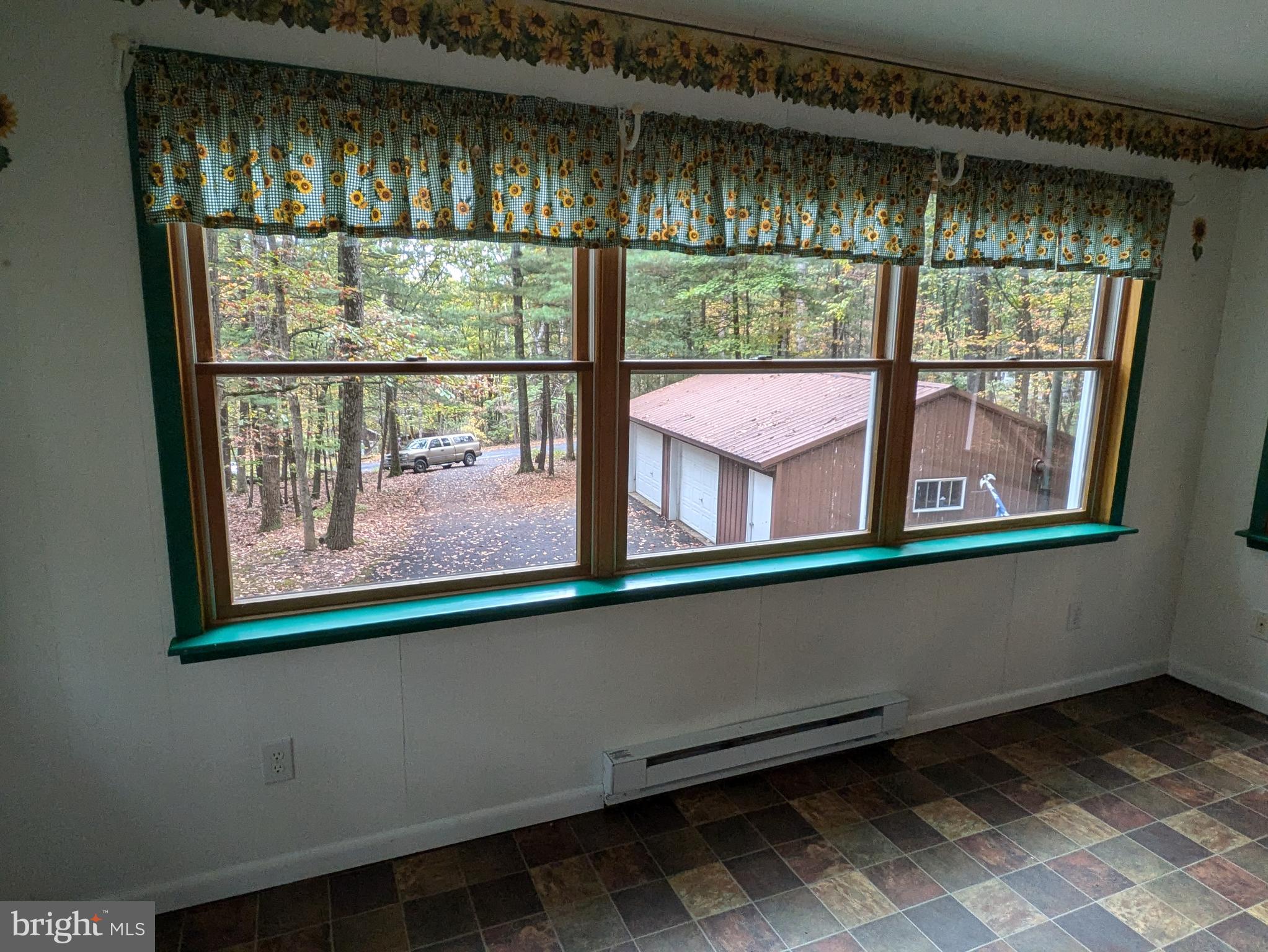 SAVILLE TOWNSHIP - Residential