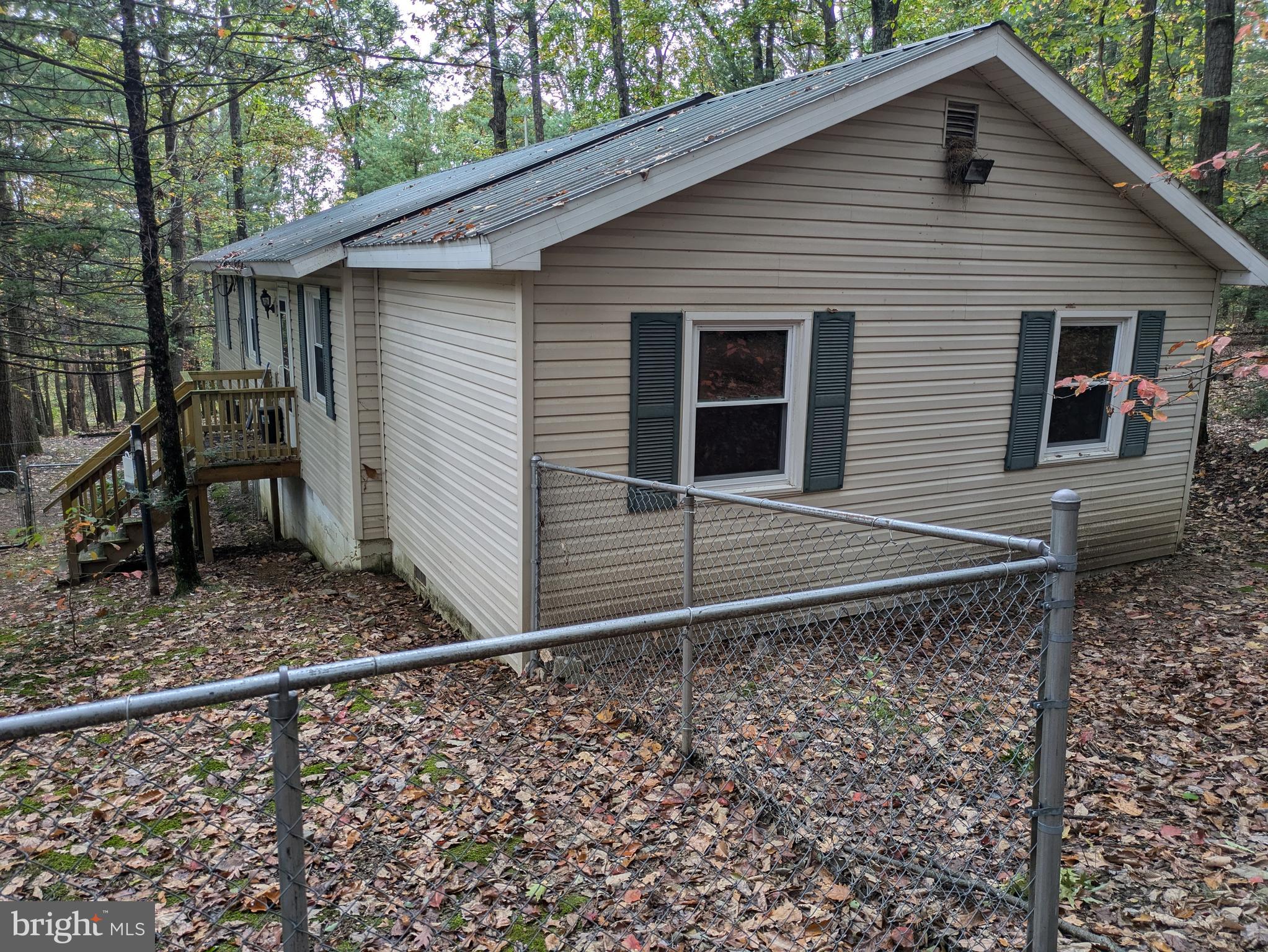 SAVILLE TOWNSHIP - Residential