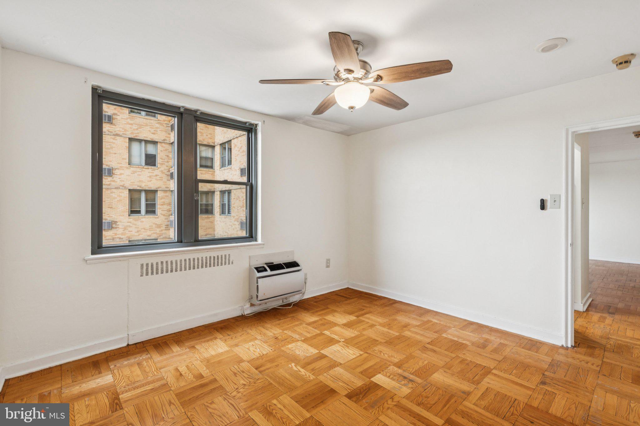 FAIRMOUNT - Residential