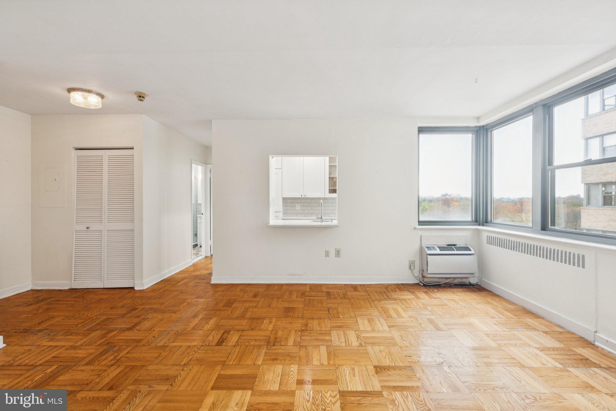 FAIRMOUNT - Residential