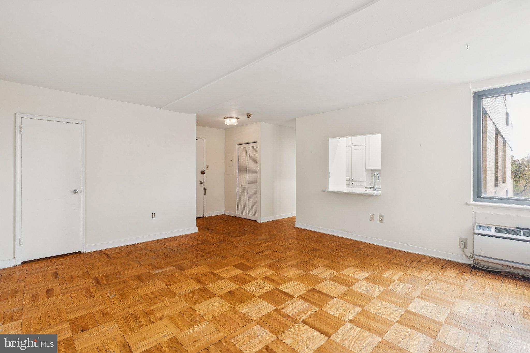 FAIRMOUNT - Residential