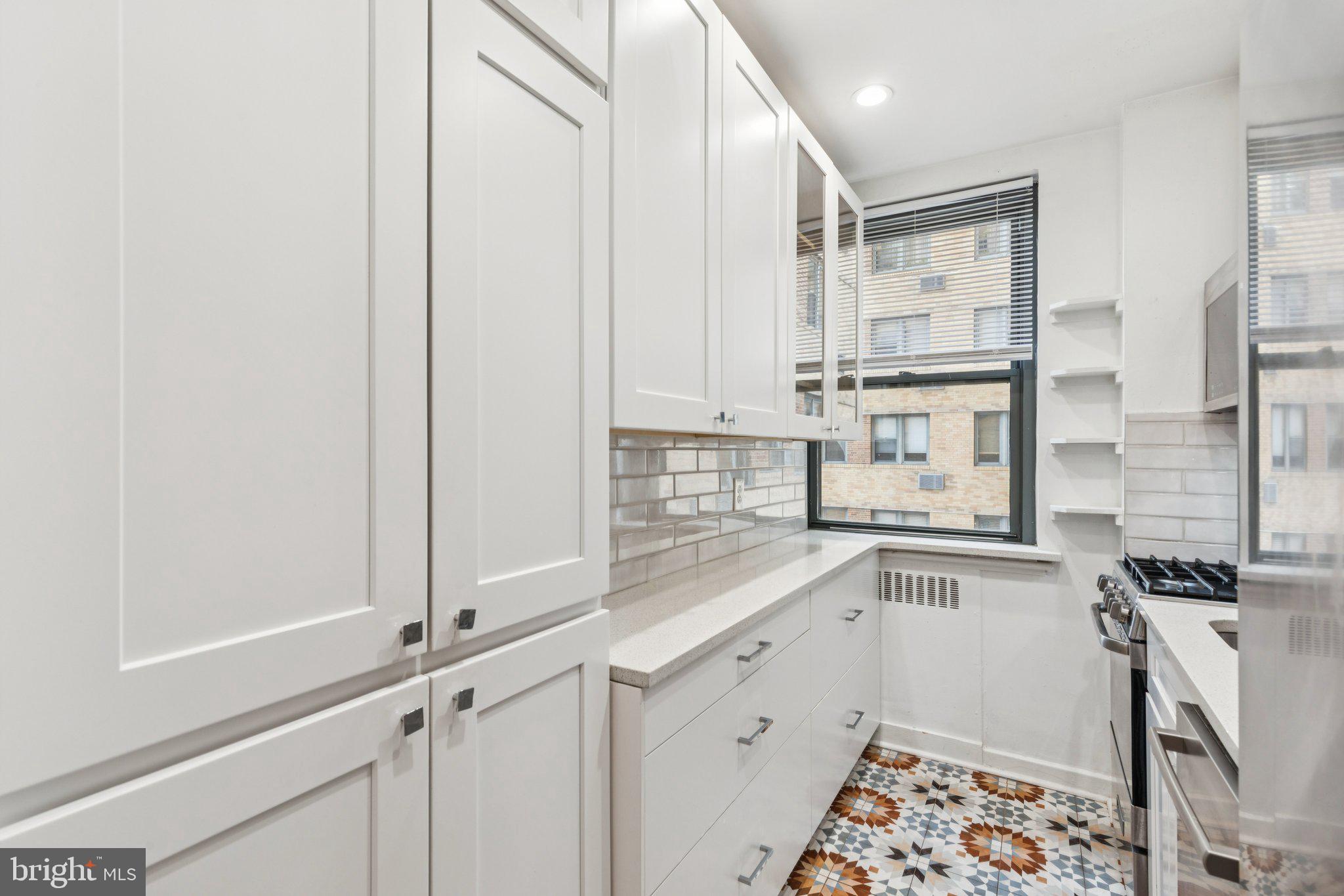 FAIRMOUNT - Residential