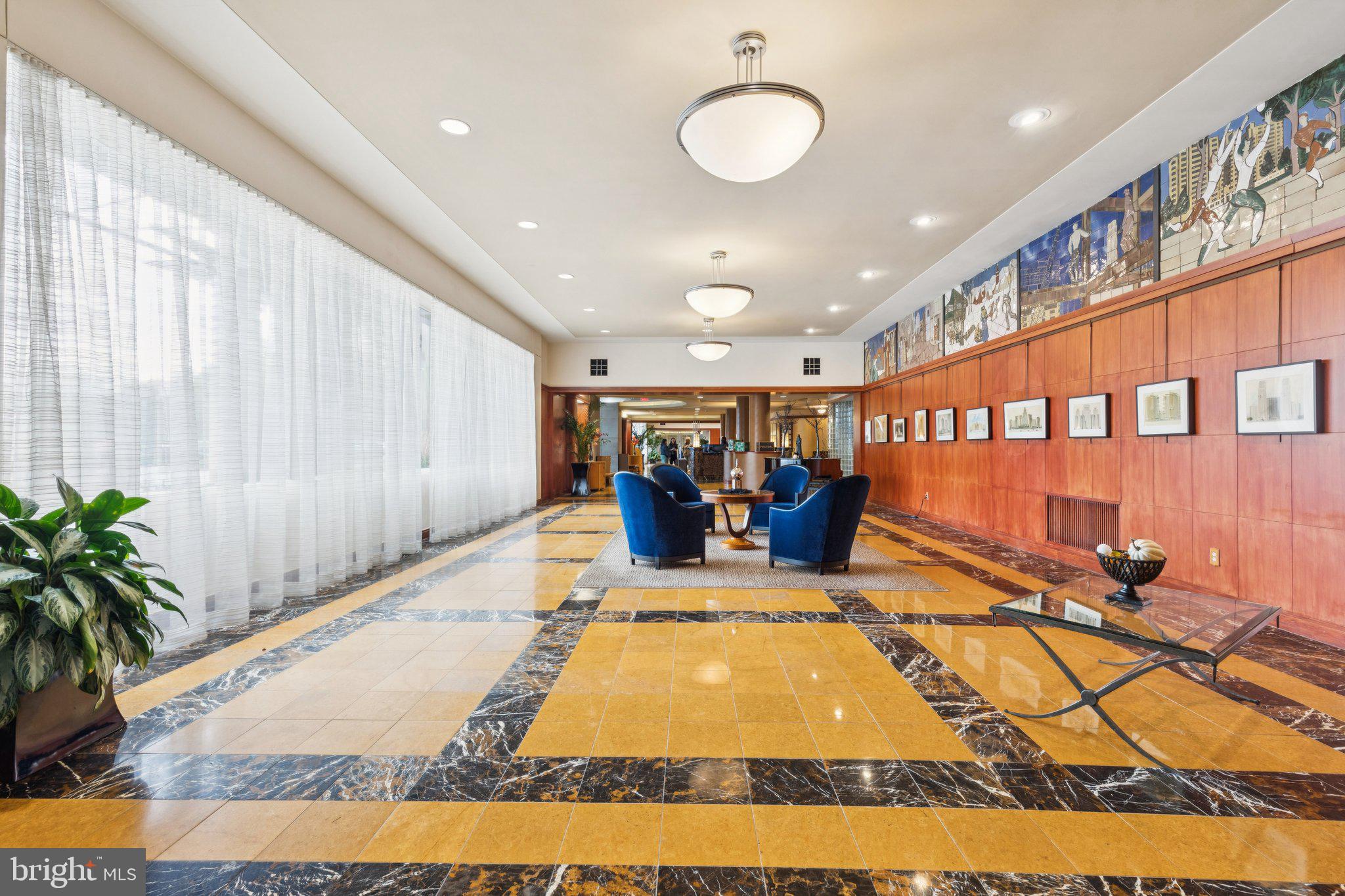 FAIRMOUNT - Residential