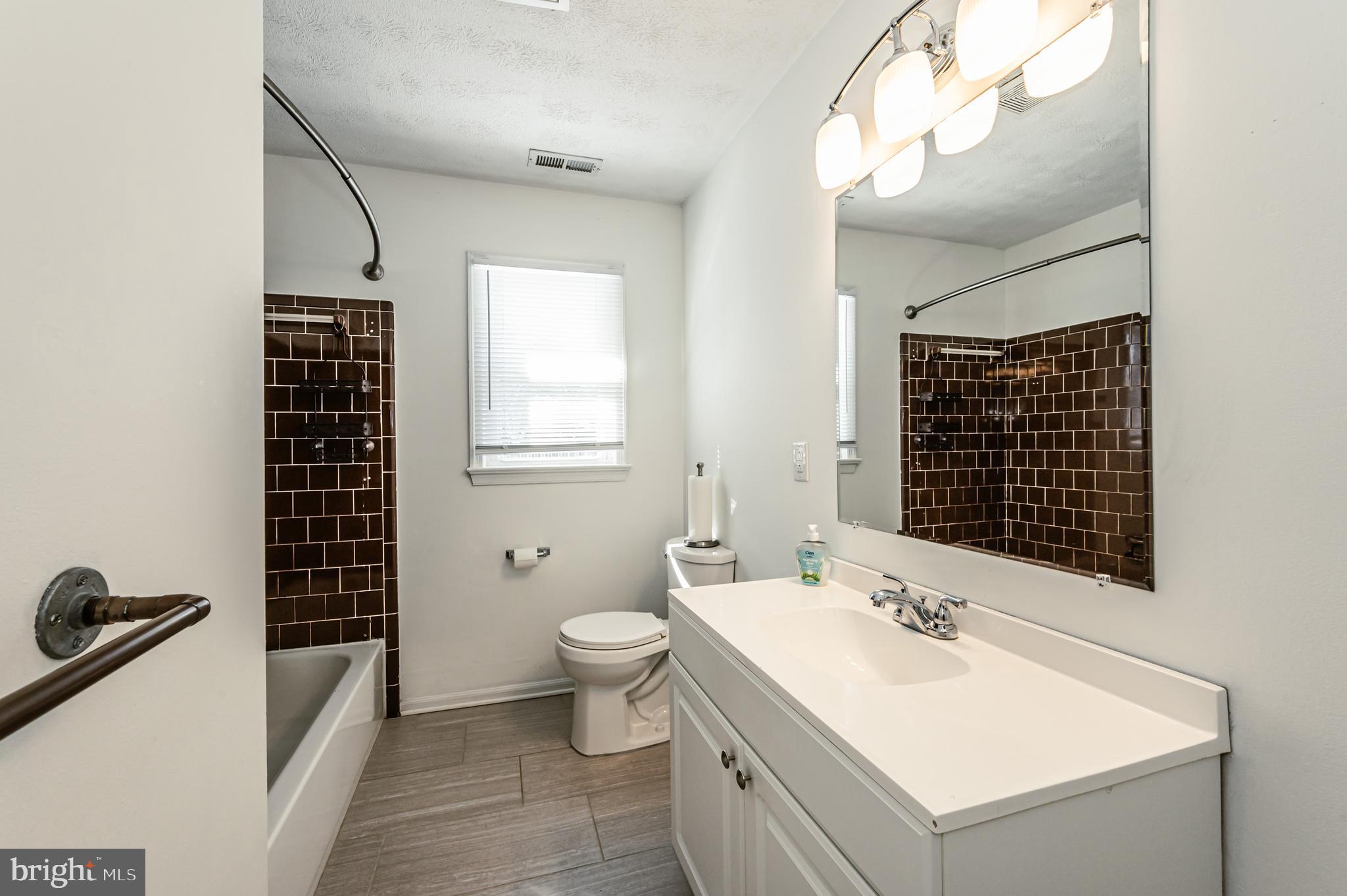 BROOKLAND GDNS ADDN - Residential