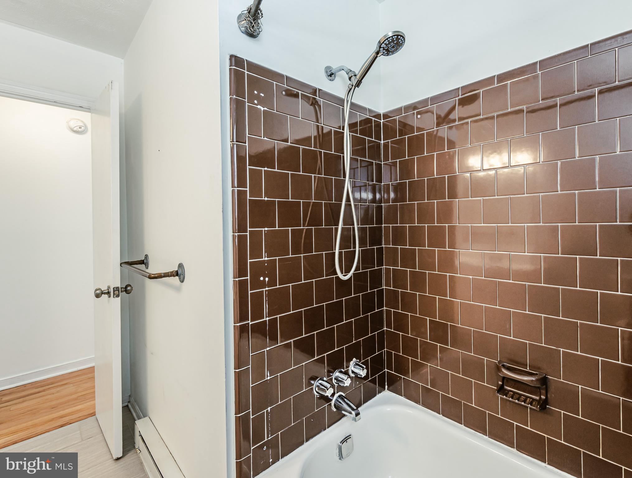 BROOKLAND GDNS ADDN - Residential