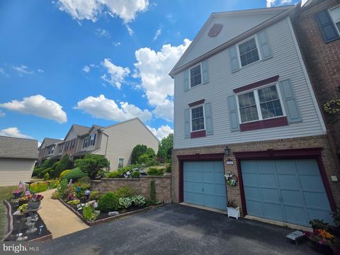 Townhouse For Sale - 124 Spruce Ct U-0004 Court<br/> ANNVILLE, PA 17003
