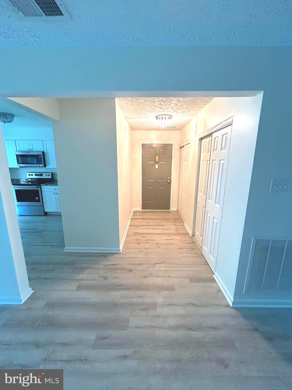 THE FALLS GARDEN - Residential Lease
