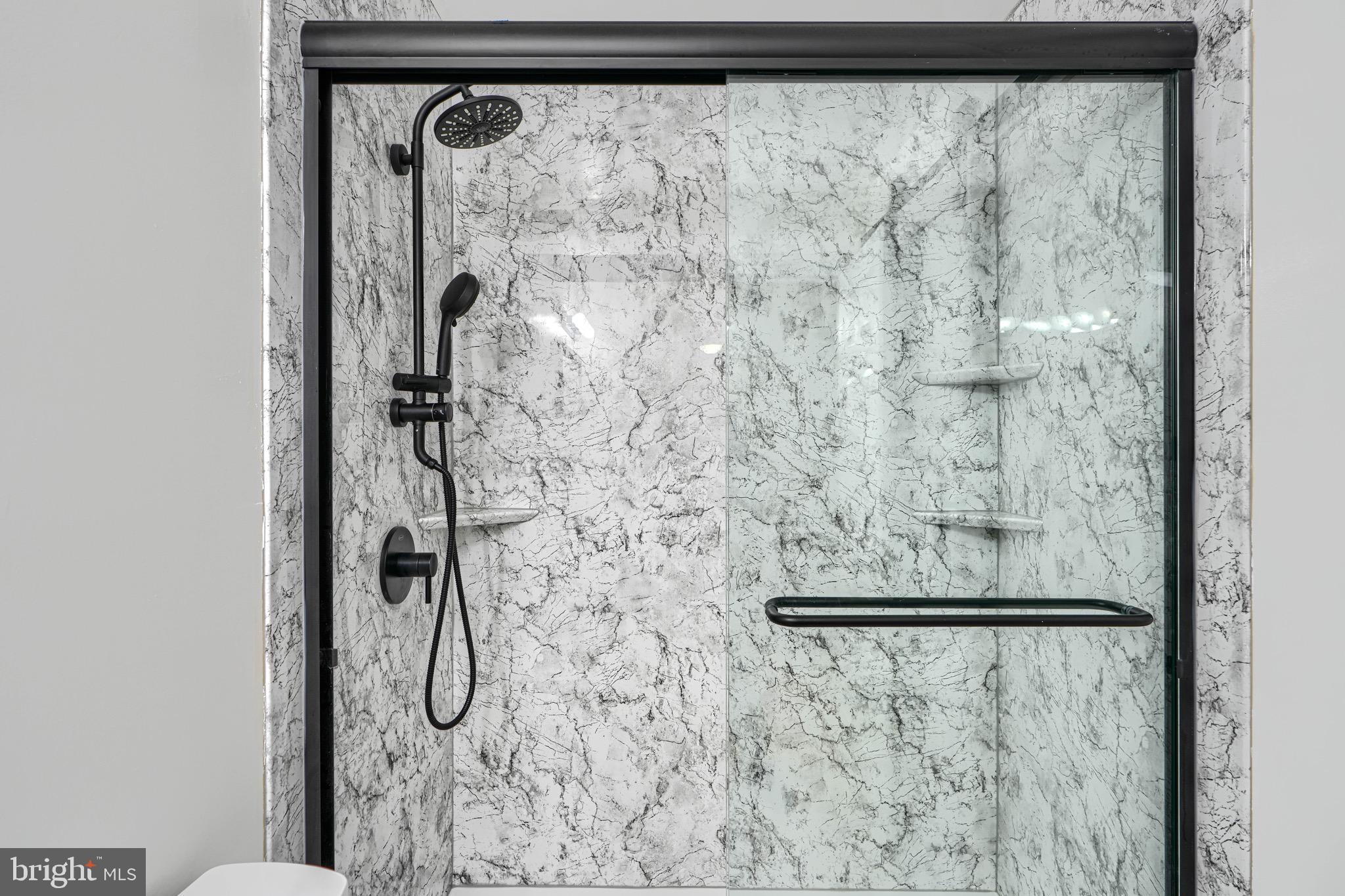 AMYCLAE ESTATES - Residential