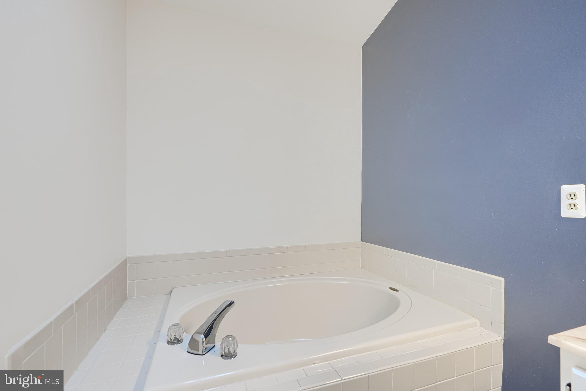 AMYCLAE ESTATES - Residential