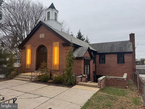 Photo of 236 E Gay Street, WEST CHESTER, PA 19380 (MLS # PACT2112996)