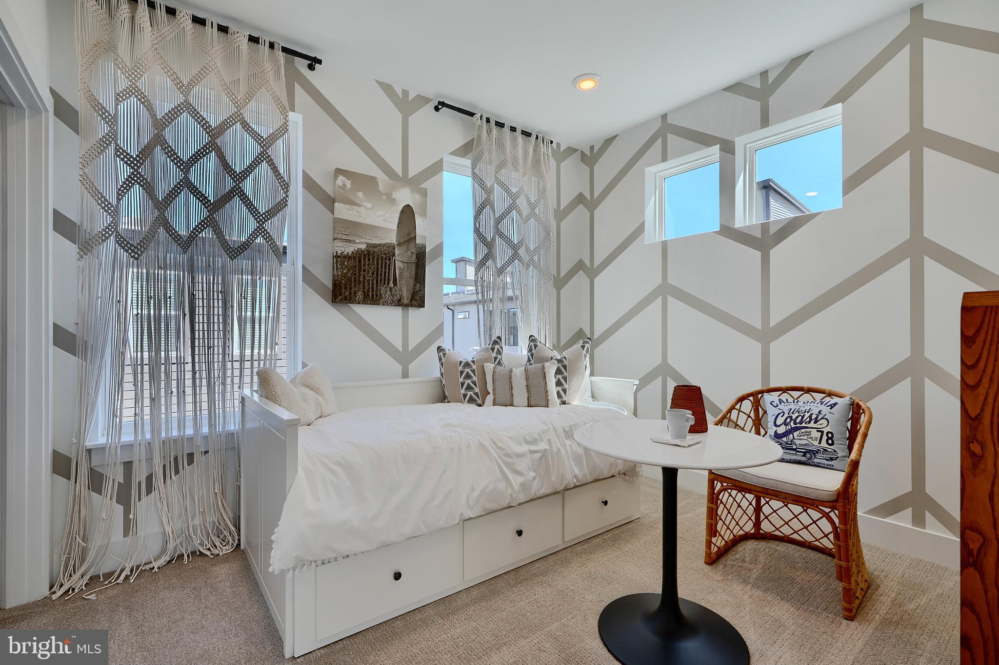 LOCKE LANDING - Residential Lease