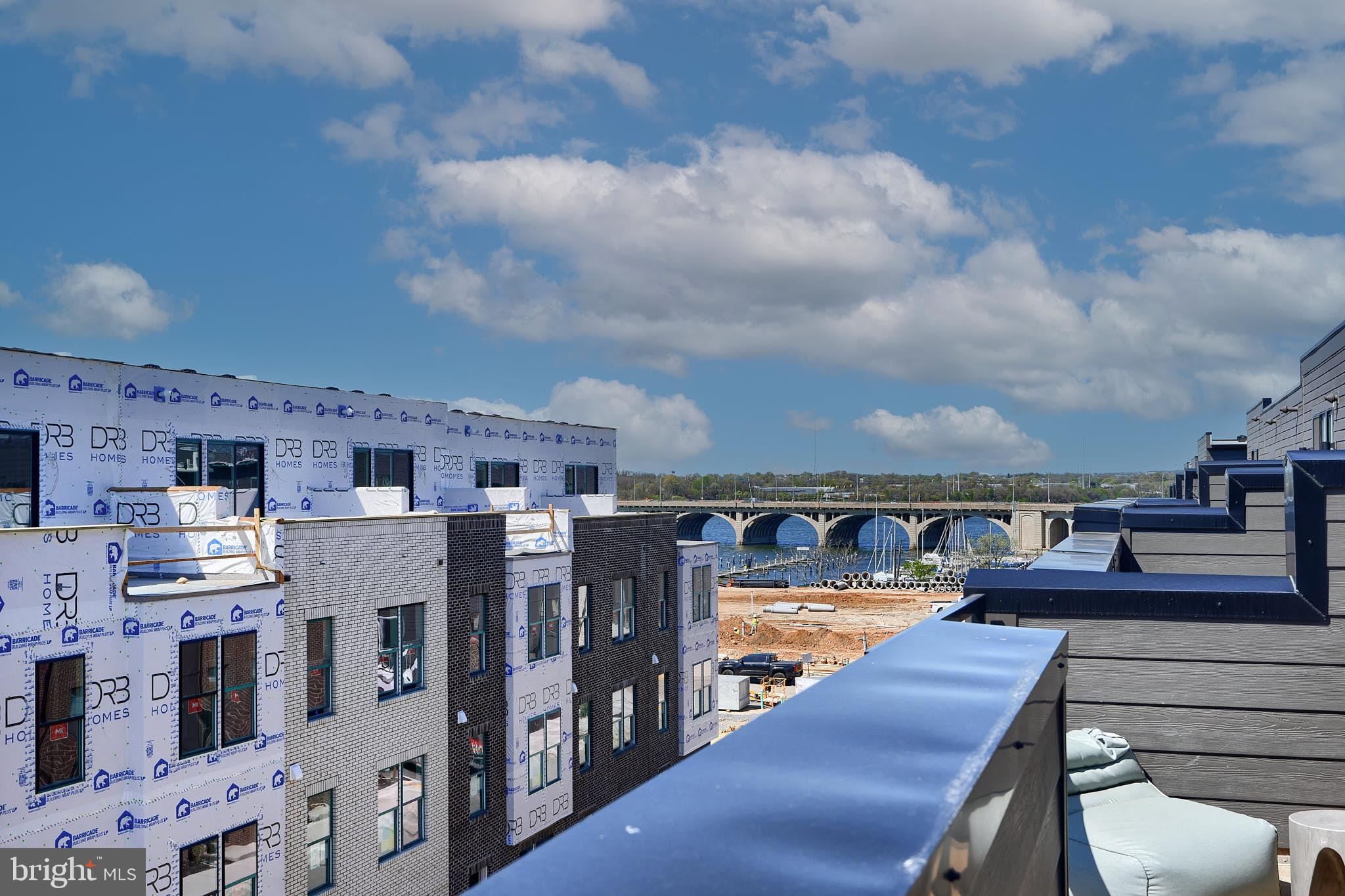 LOCKE LANDING - Residential Lease