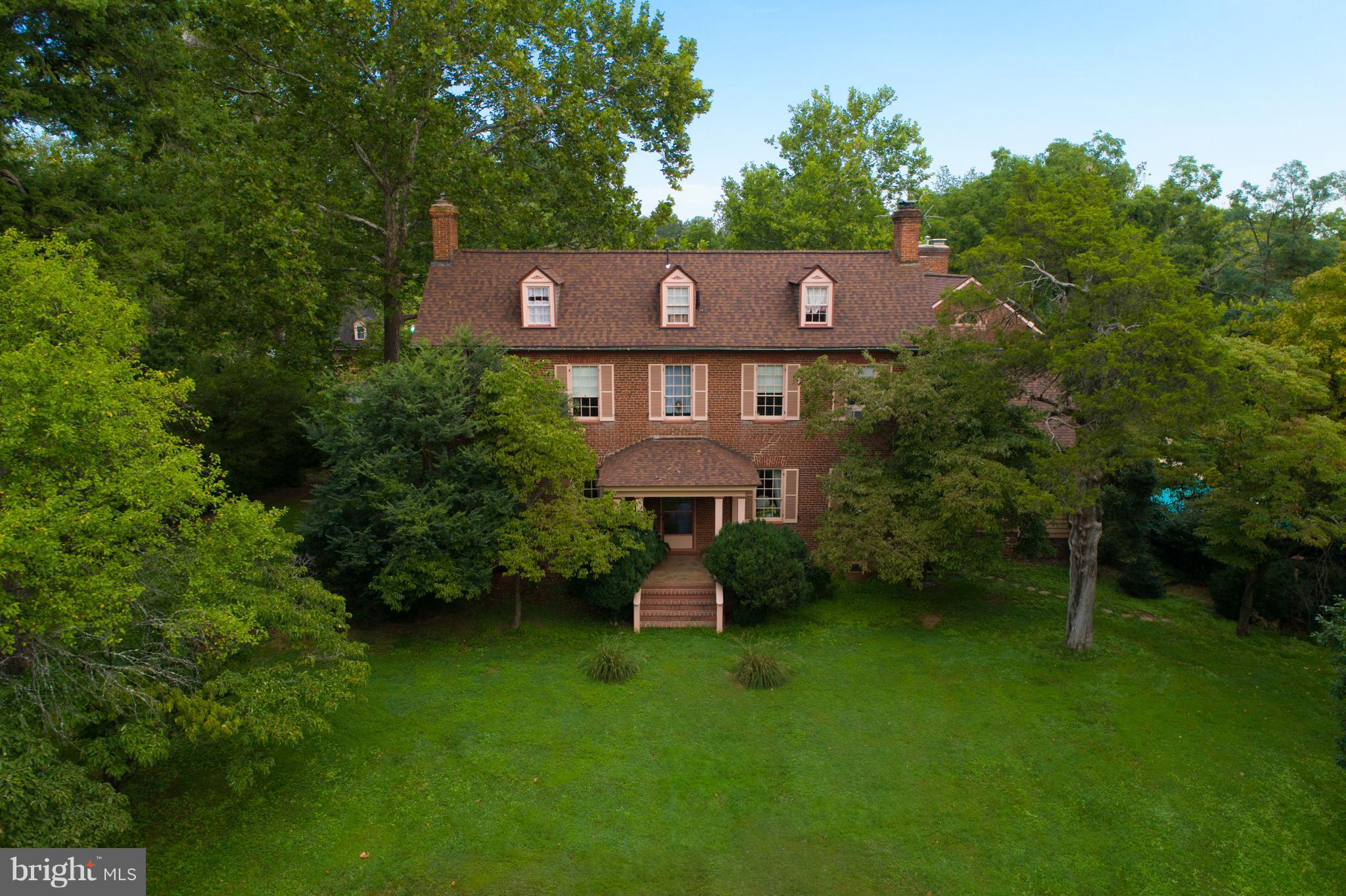 WESTBURY GLEN - Commercial Sale