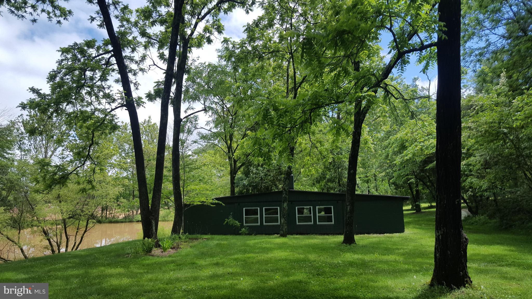 WESTBURY GLEN - Commercial Sale