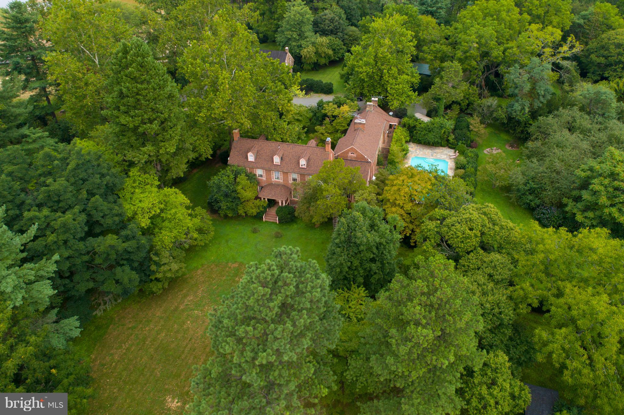 WESTBURY GLEN - Commercial Sale