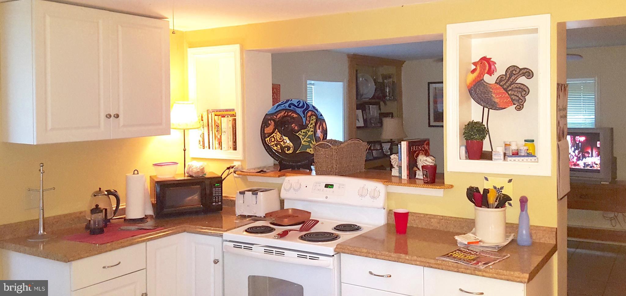 WESTBURY GLEN - Commercial Sale