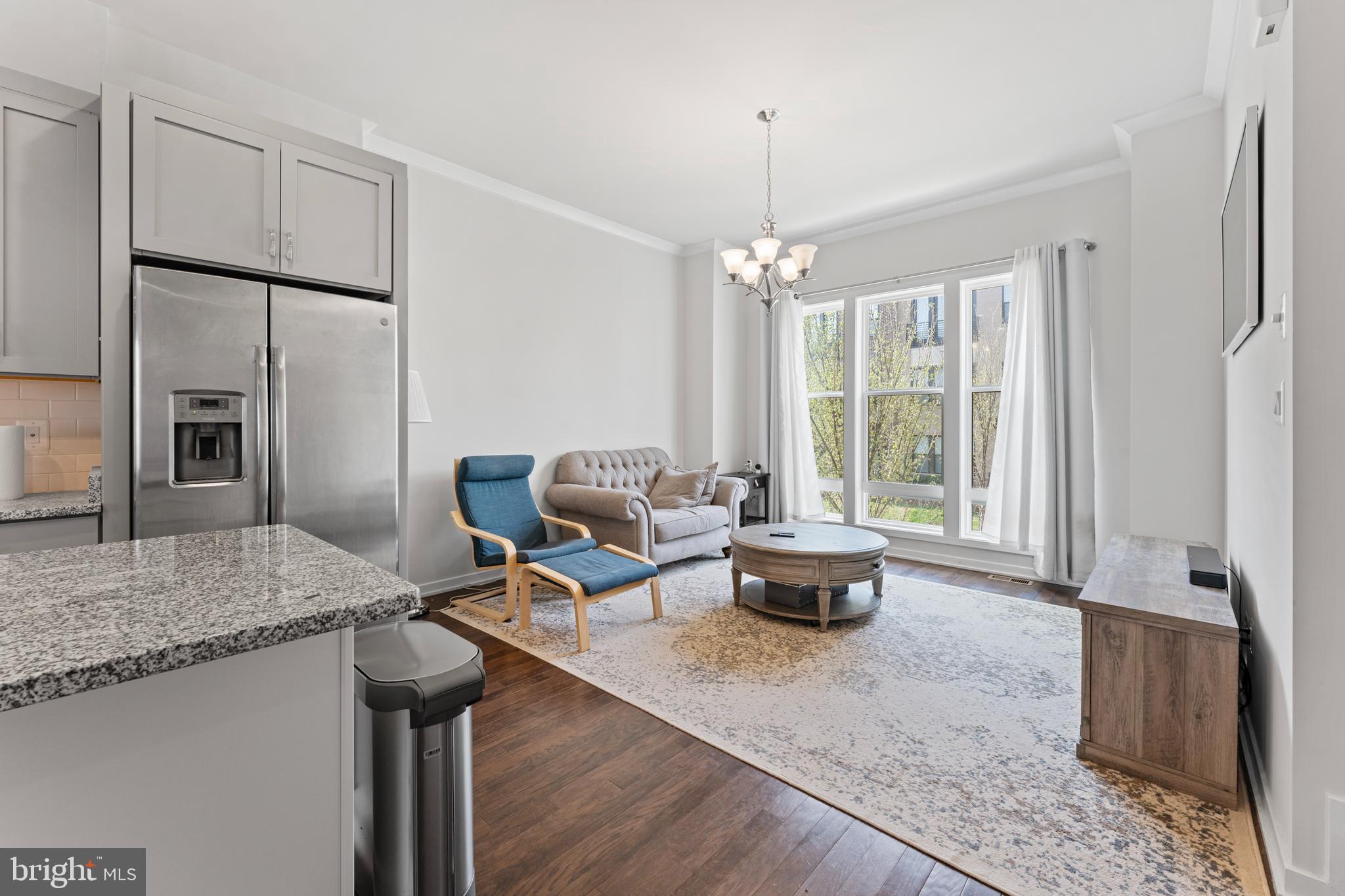 COMMONWEALTH PLACE AT WESTFIELDS - Residential