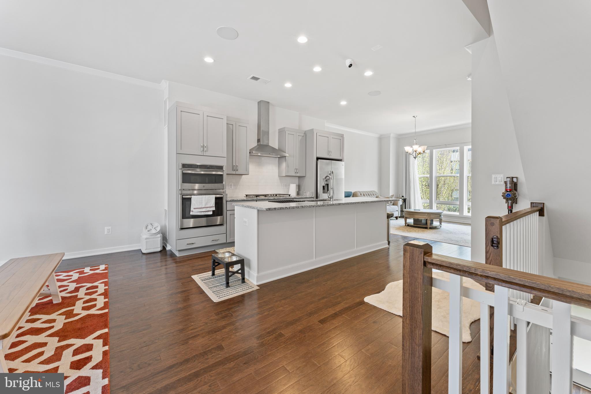 COMMONWEALTH PLACE AT WESTFIELDS - Residential