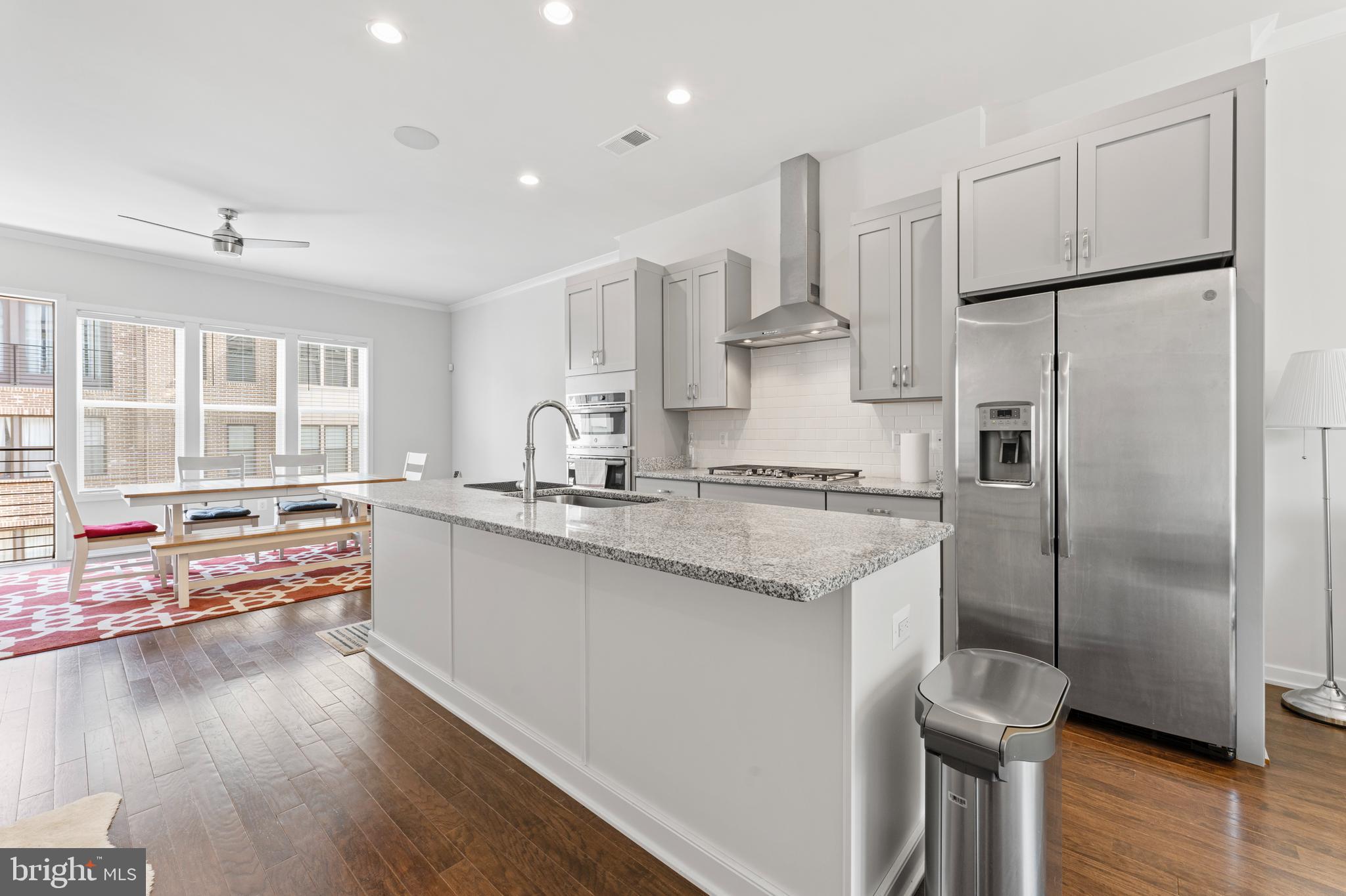 COMMONWEALTH PLACE AT WESTFIELDS - Residential