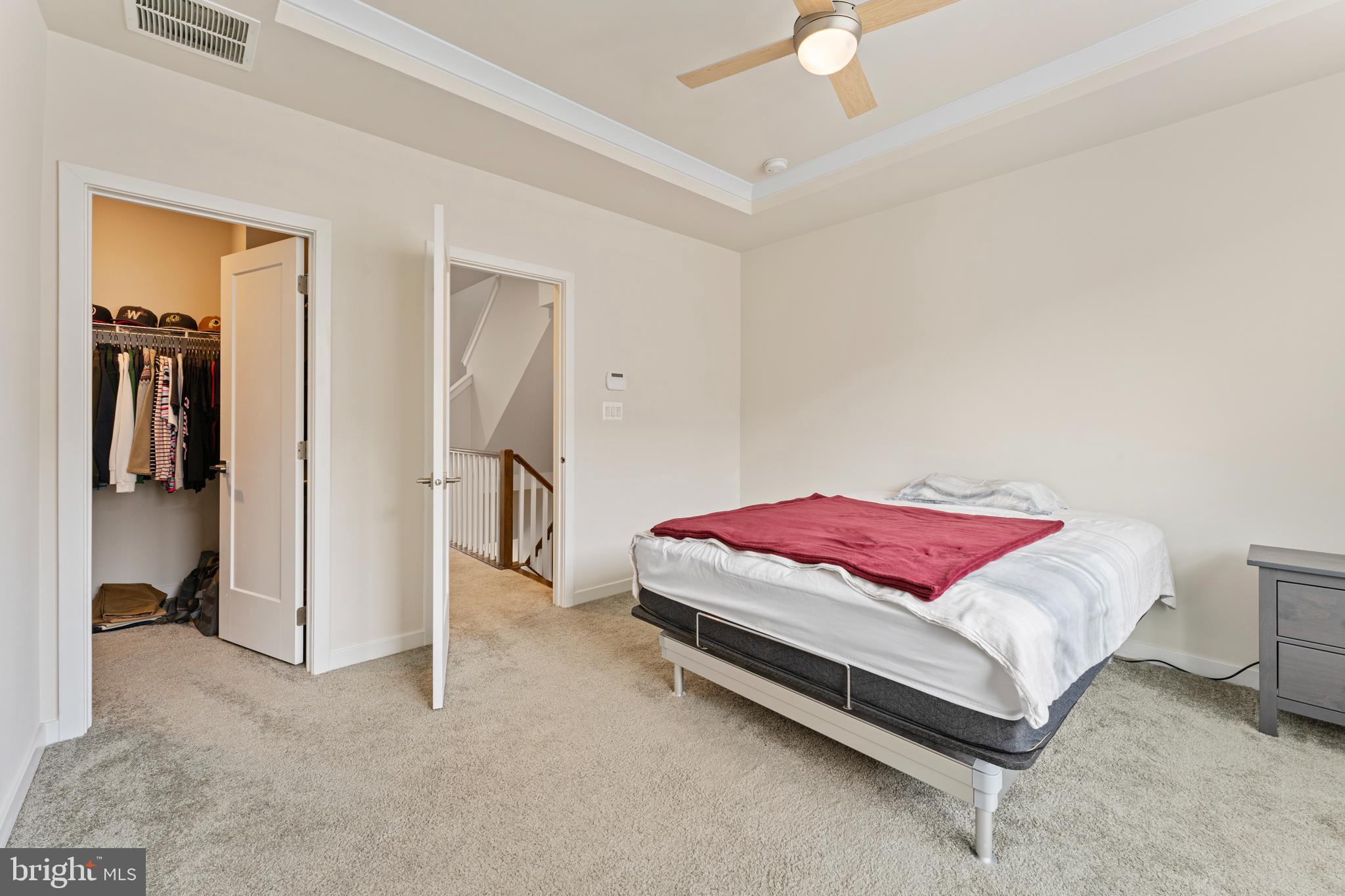 COMMONWEALTH PLACE AT WESTFIELDS - Residential