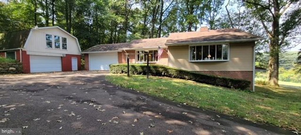 Photo of 594 Truce Road, New Providence, PA 17560 (MLS # PALA2040900)