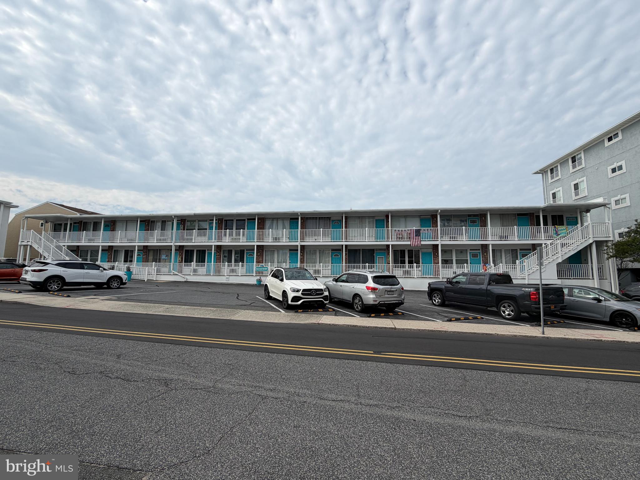 7 45TH STREET 209