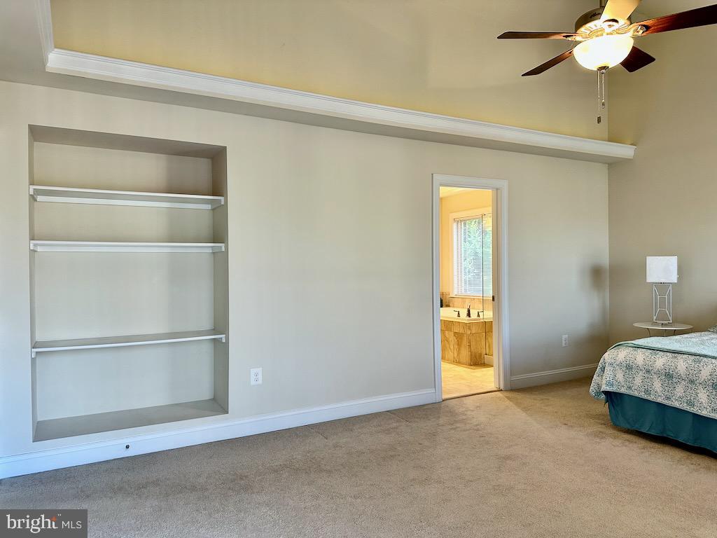 FOX CHASE - Residential