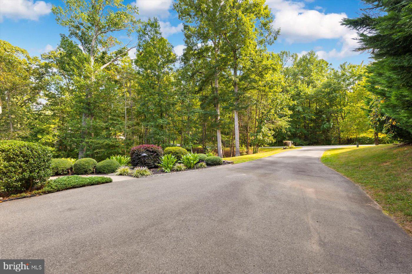 FOX CHASE - Residential