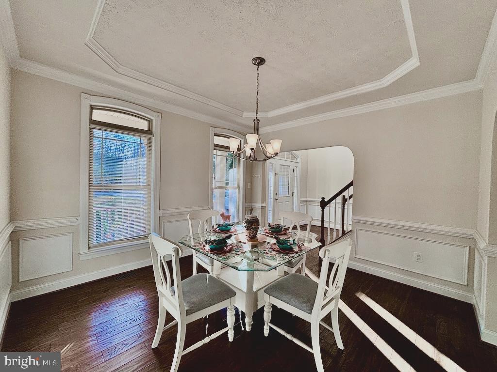 FOX CHASE - Residential