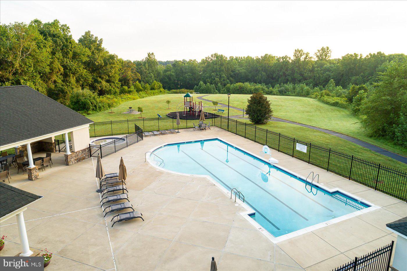 FOX CHASE - Residential