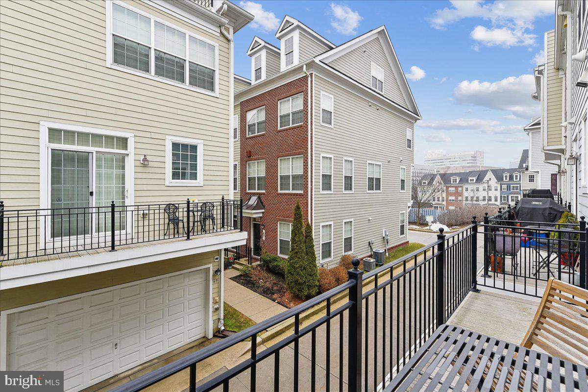 TOWSON GREEN - Residential