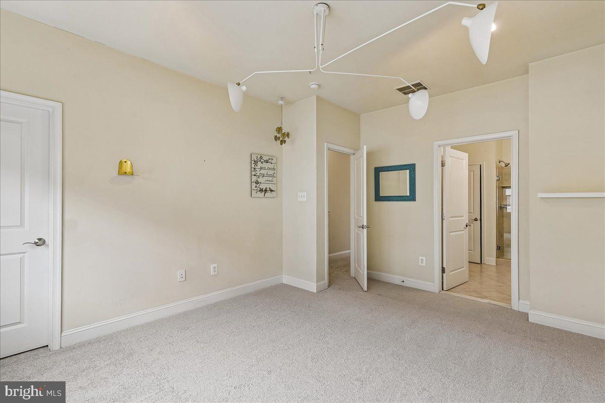 TOWSON GREEN - Residential