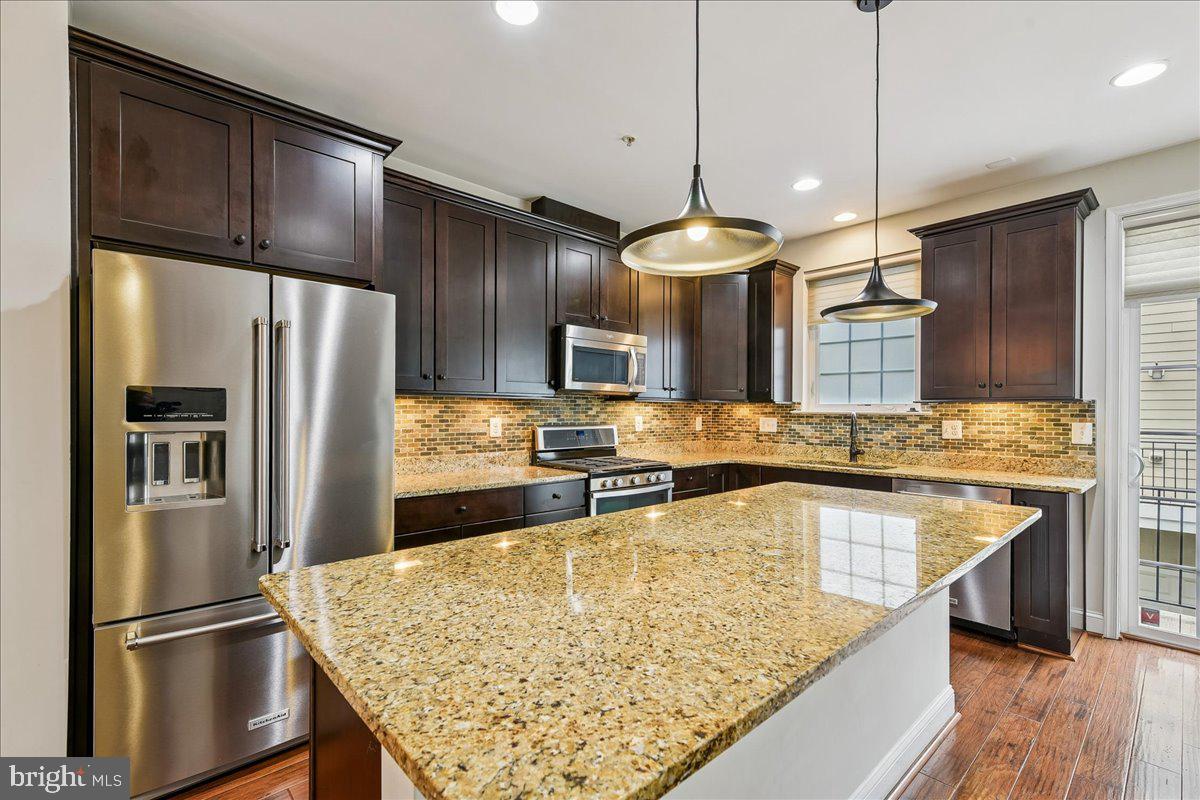 TOWSON GREEN - Residential