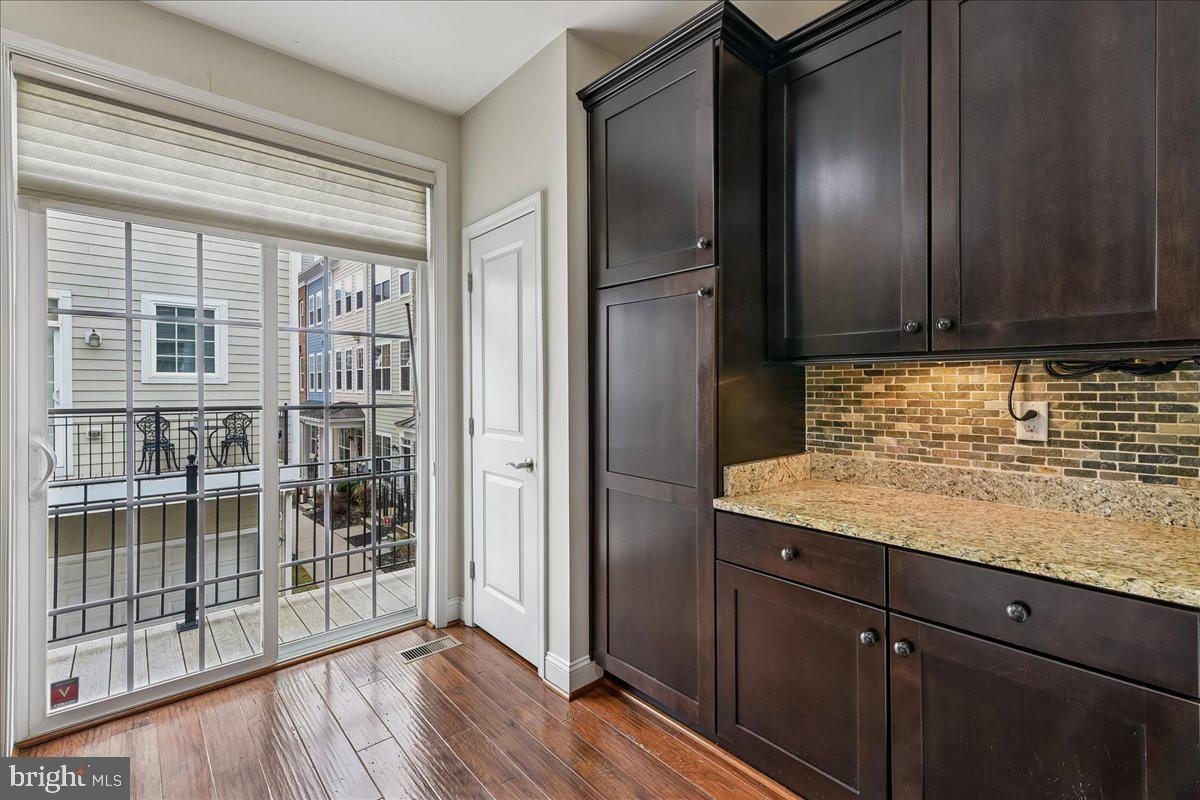 TOWSON GREEN - Residential