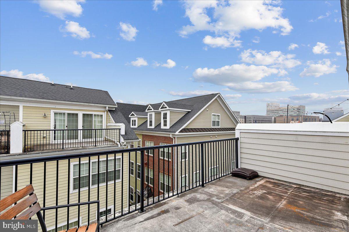 TOWSON GREEN - Residential