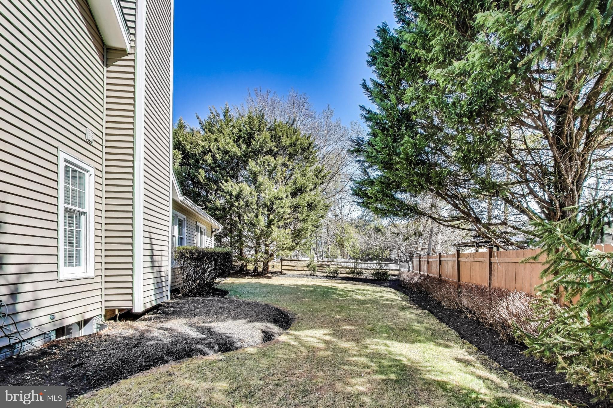 FLINTS GROVE - Residential