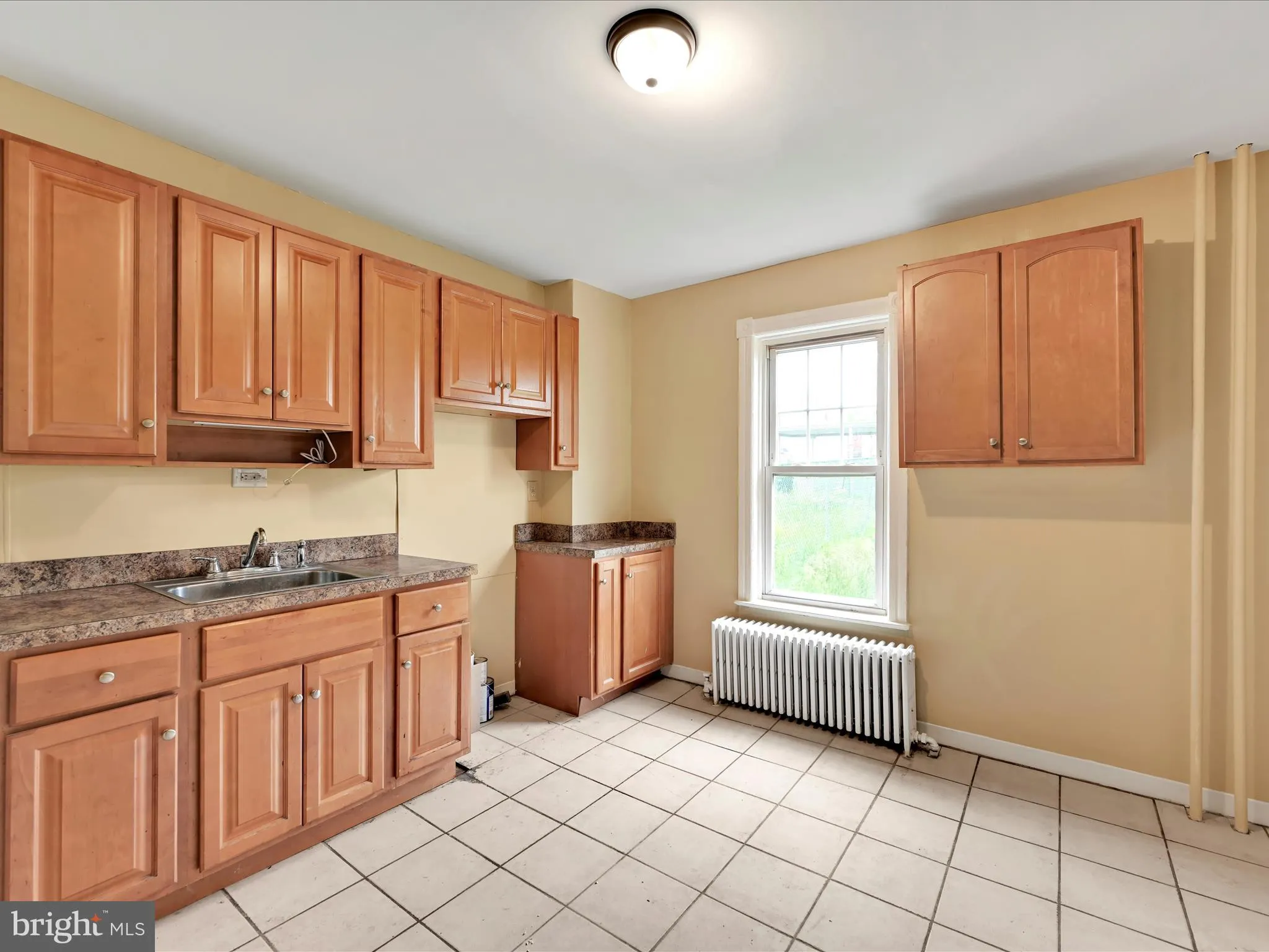 Pottsville, Pennsylvania 17901, United States, 3 Bedrooms Bedrooms, ,1 BathroomBathrooms,Residential,Contingent,143023