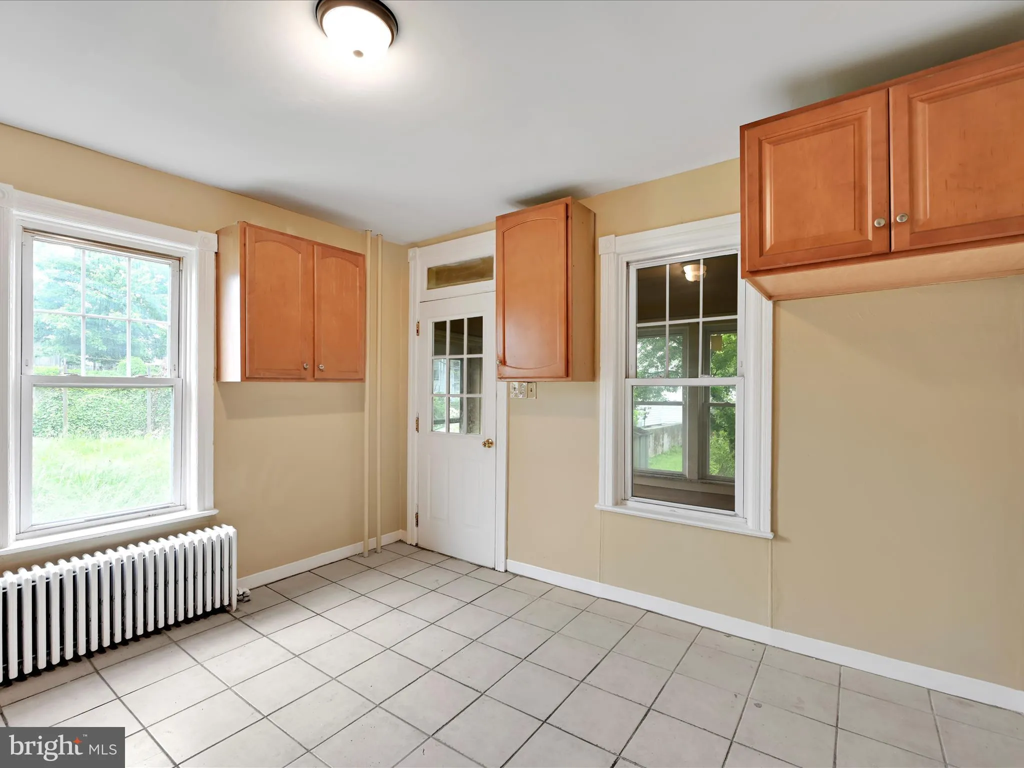 Pottsville, Pennsylvania 17901, United States, 3 Bedrooms Bedrooms, ,1 BathroomBathrooms,Residential,Contingent,143023