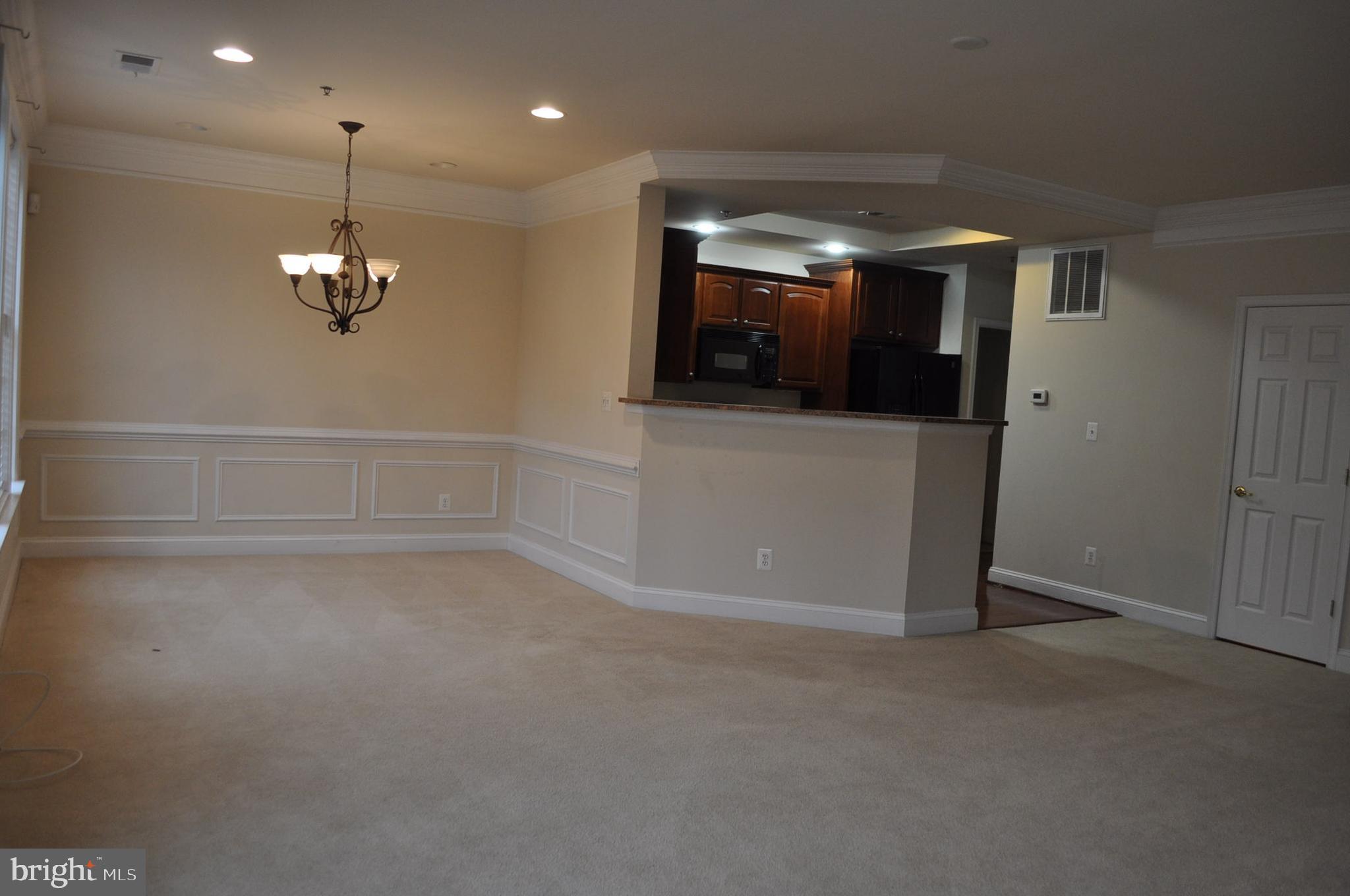 GROVETON WOODS - Residential