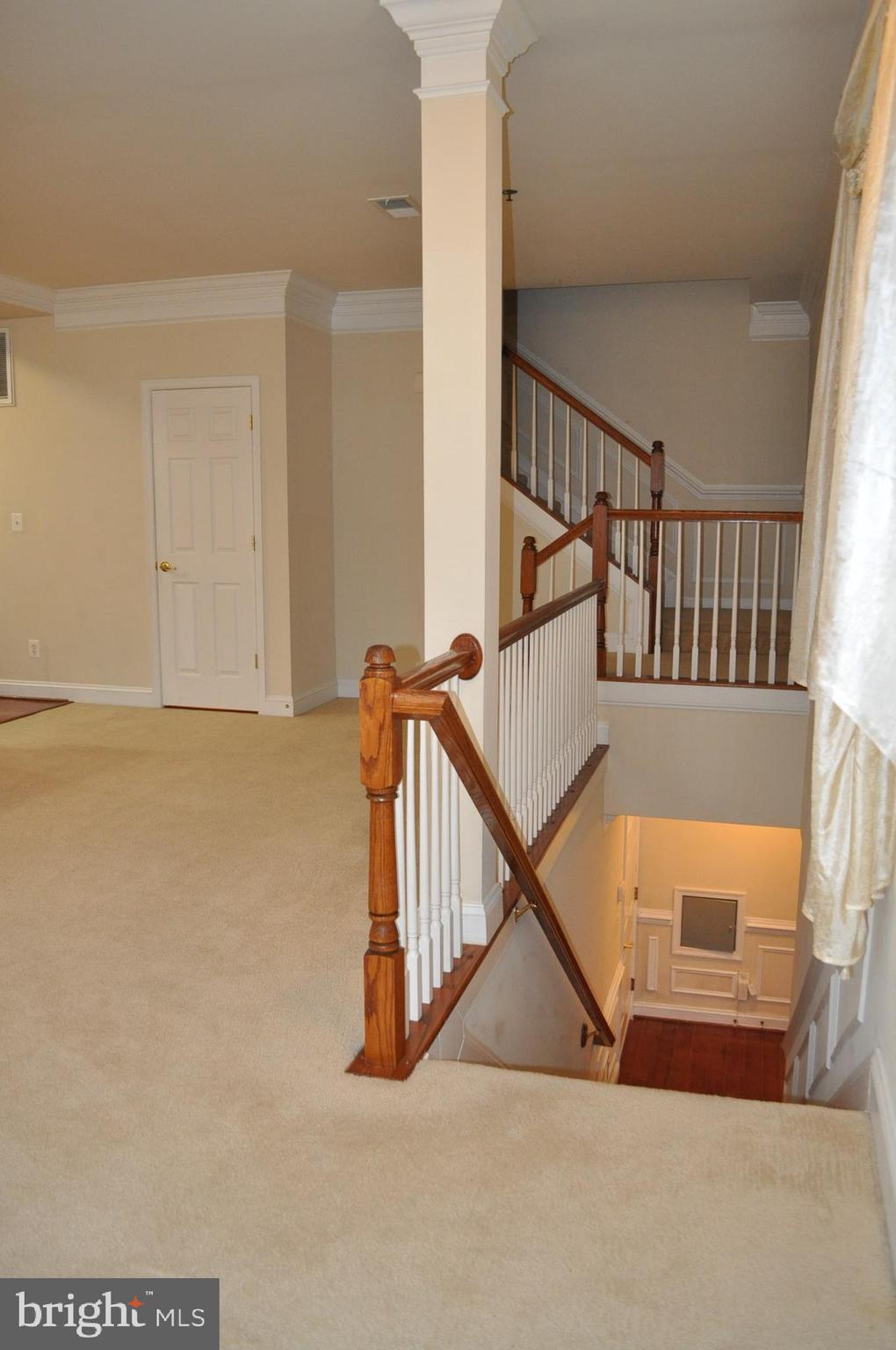 GROVETON WOODS - Residential