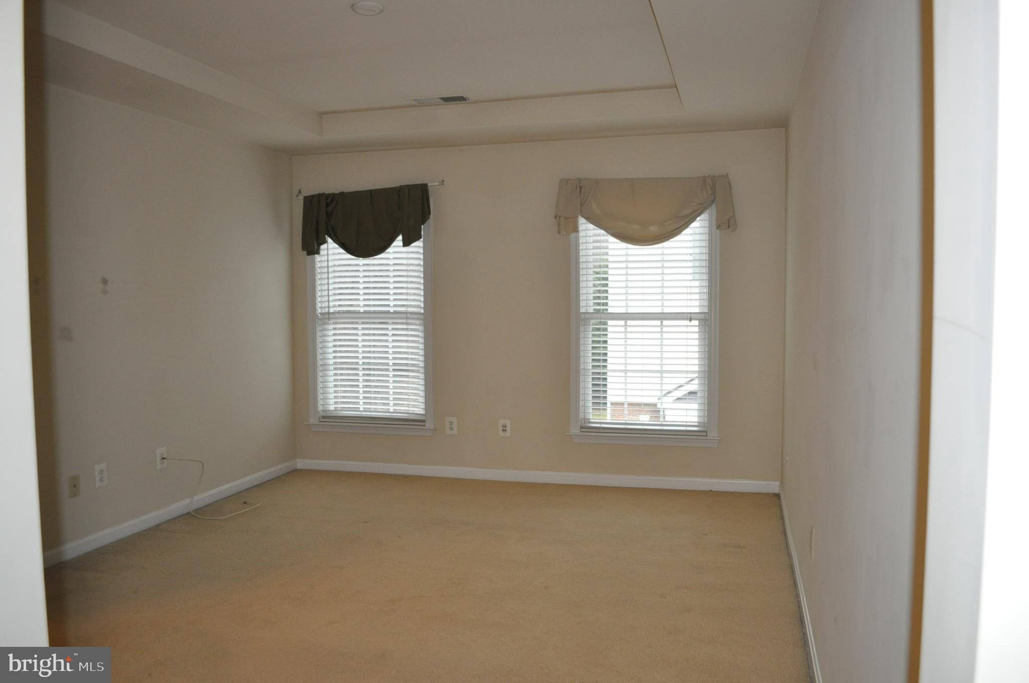 GROVETON WOODS - Residential