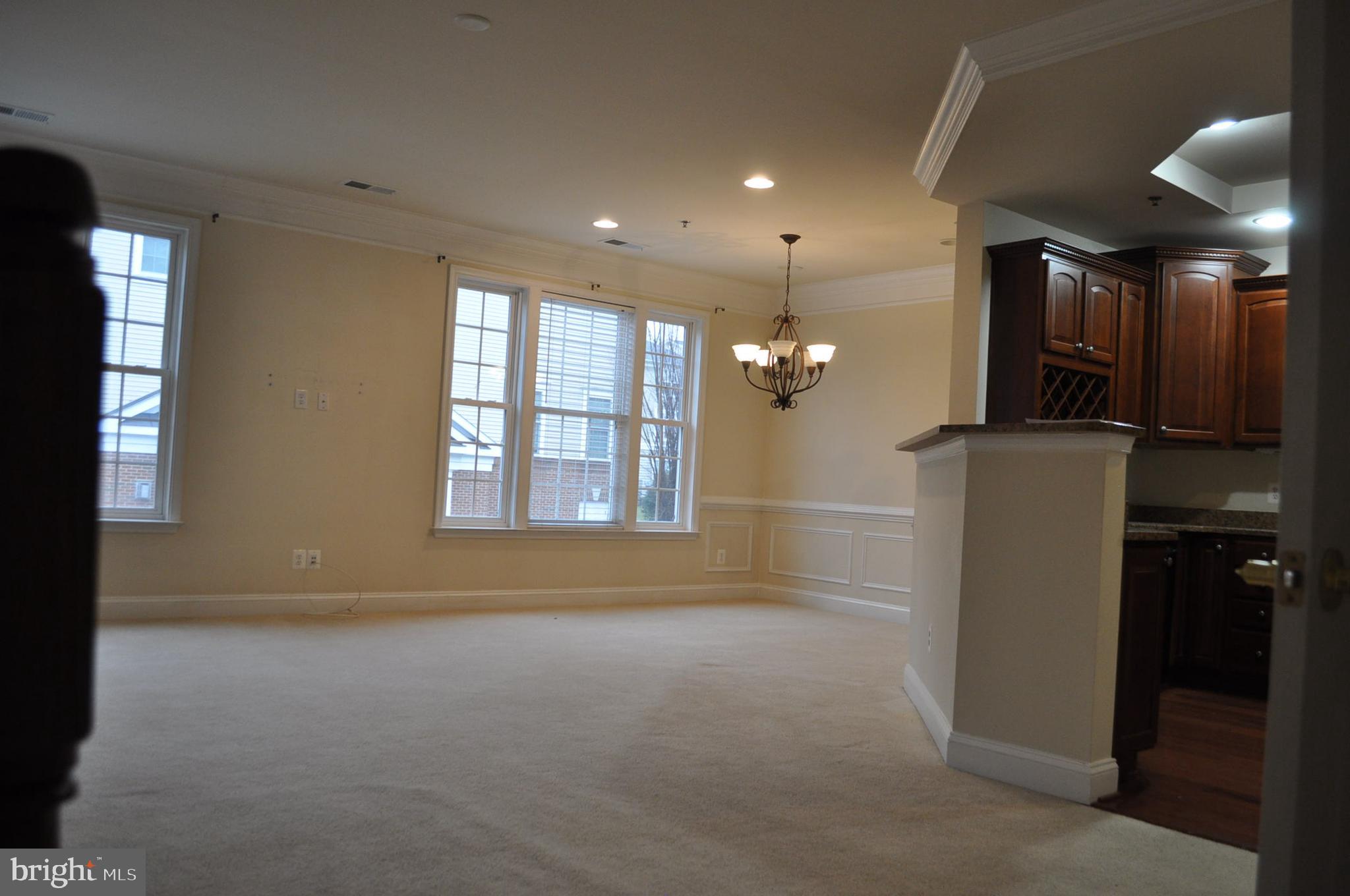 GROVETON WOODS - Residential