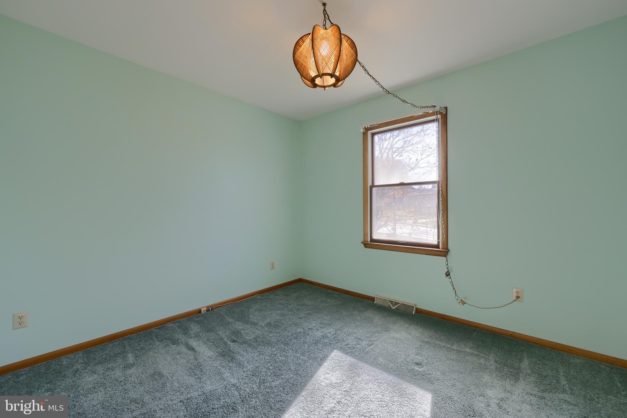 WEST DONEGAL TWP - Residential