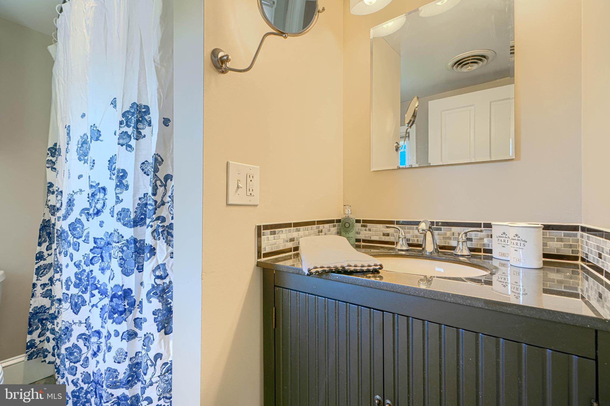 RUXTON AREA - Residential