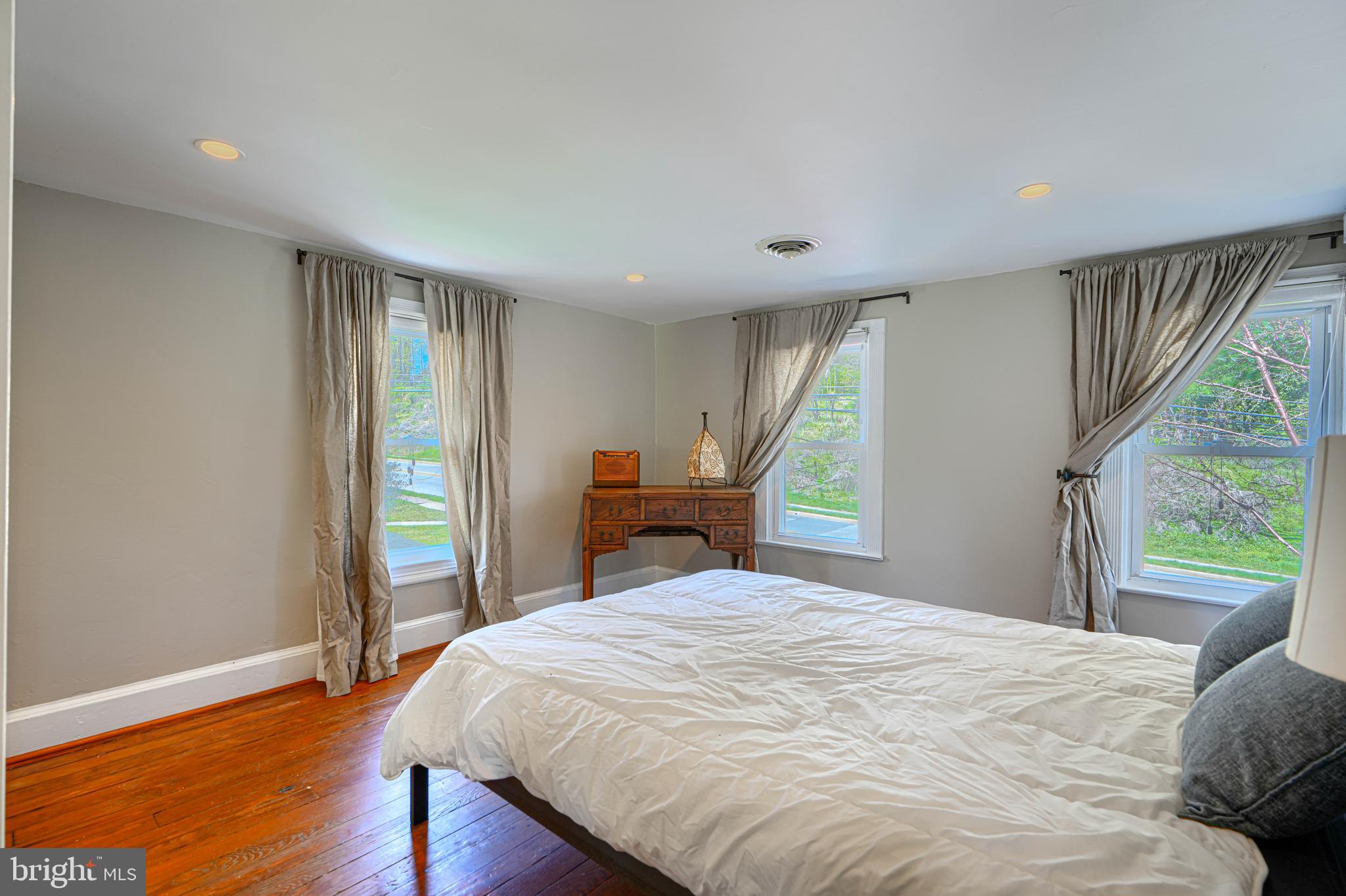 RUXTON AREA - Residential